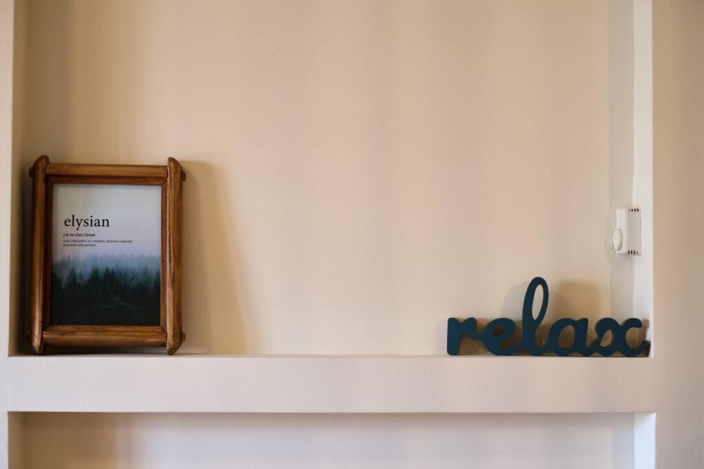 “The Elysian” City Center Apartment Tesalonika Bagian luar foto