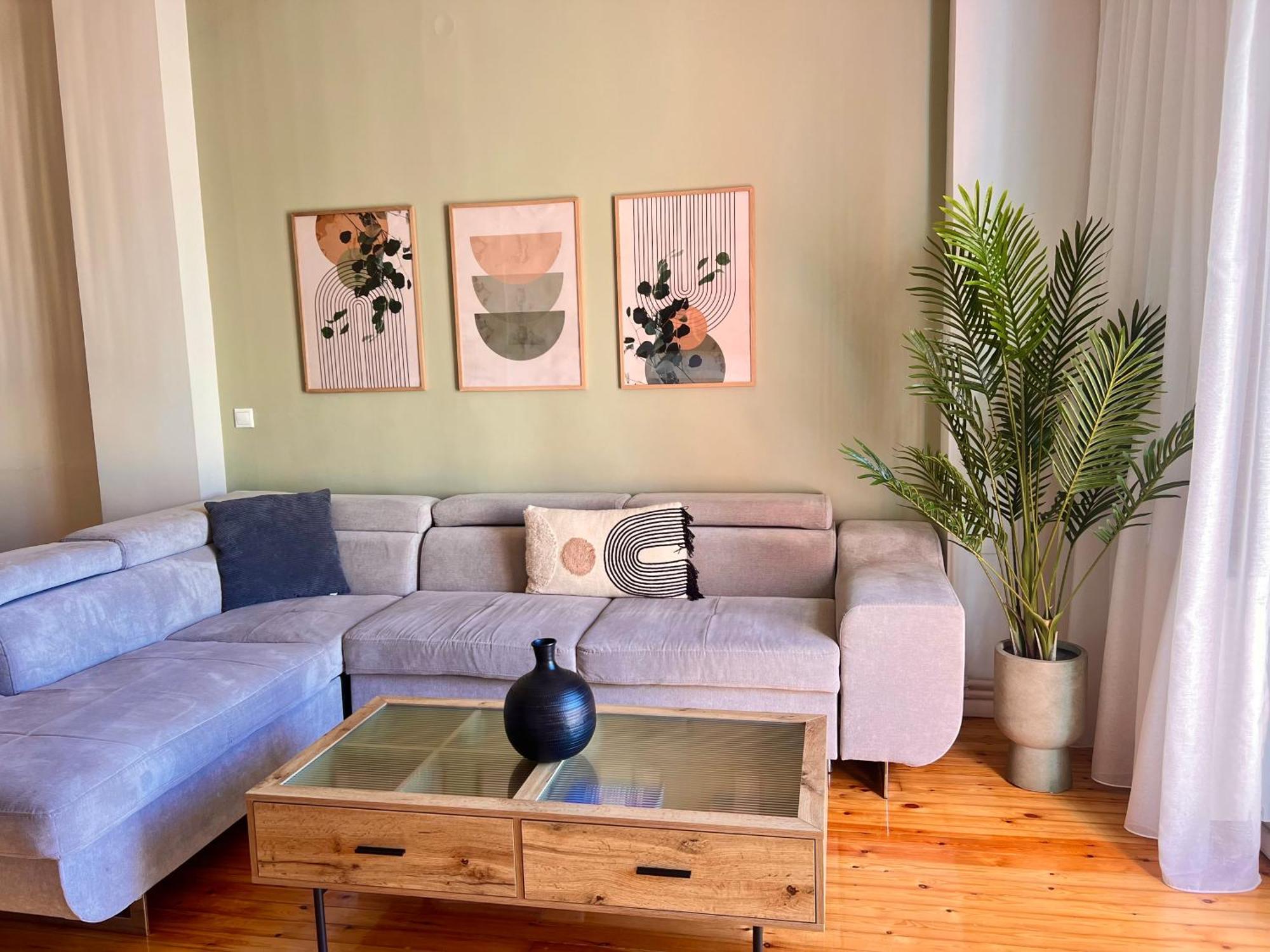 “The Elysian” City Center Apartment Tesalonika Bagian luar foto